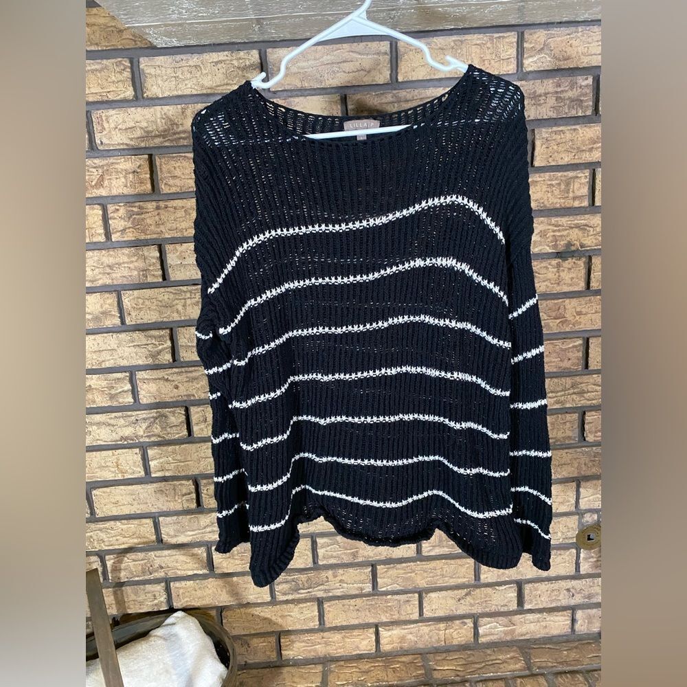 Lilla p black and‎ white sweater